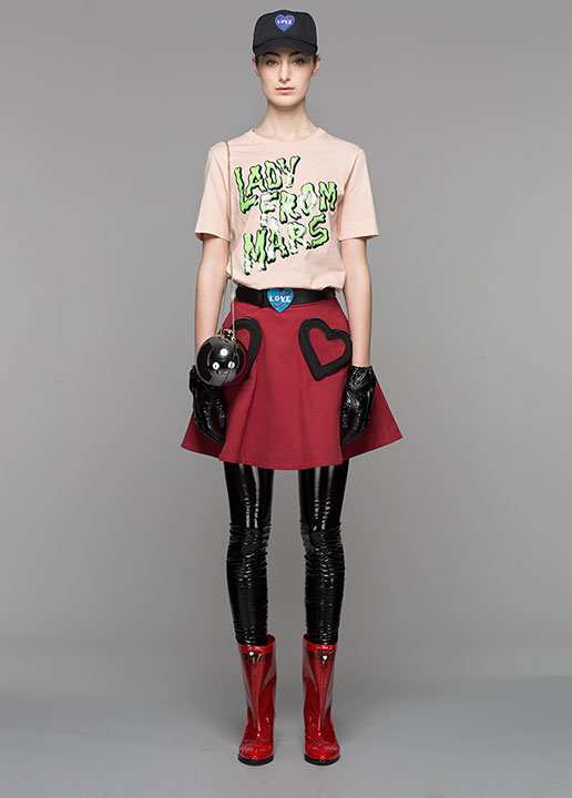 clutch-love-moschino lutch Love Moschino