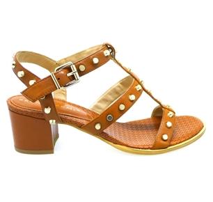 sandalias-en-color-cuero-bruno-premi Sandalias en color cuero Bruno Premi