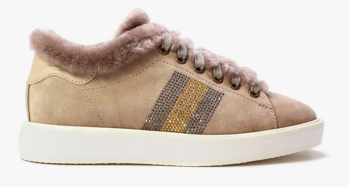 zapatillas-casual-de-mujer-pelito-lola-cruz Zapatillas casual de mujer pelito Lola Cruz