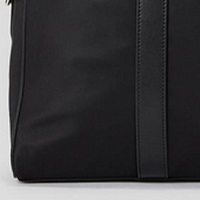 Bolso de Viaje Elegante Karl Lagerfeld para la Mujer Moderna | Gallery Carrile foto 5