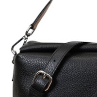 Bolso Gianni Chiarini Negro - Sofisticación y Comodidad foto 6