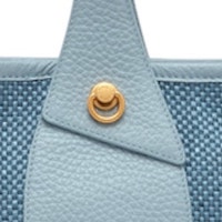 Bolso Gianni Chiarini Azul Azafata - Elegancia y Diseño Artesanal foto 7