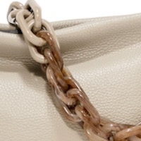 Bolso Gianni Chiarini en beige con cadena – Estilo y elegancia atemporal foto 6