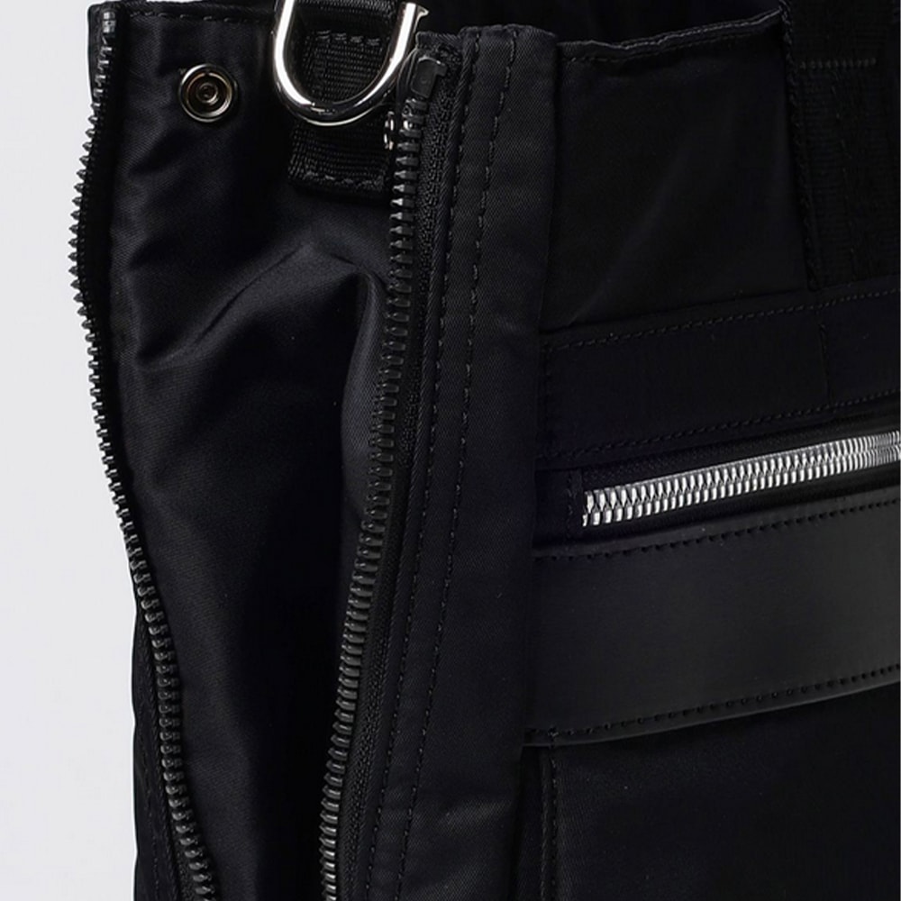 Bolso hombre Premiata negro con cremalleras metálicas | Gallery Carrilé foto 4