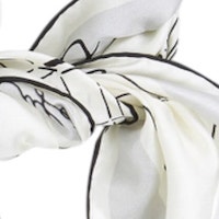 Foulard Karl Lagerfeld | Elegancia y estilo en cada detalle foto 6