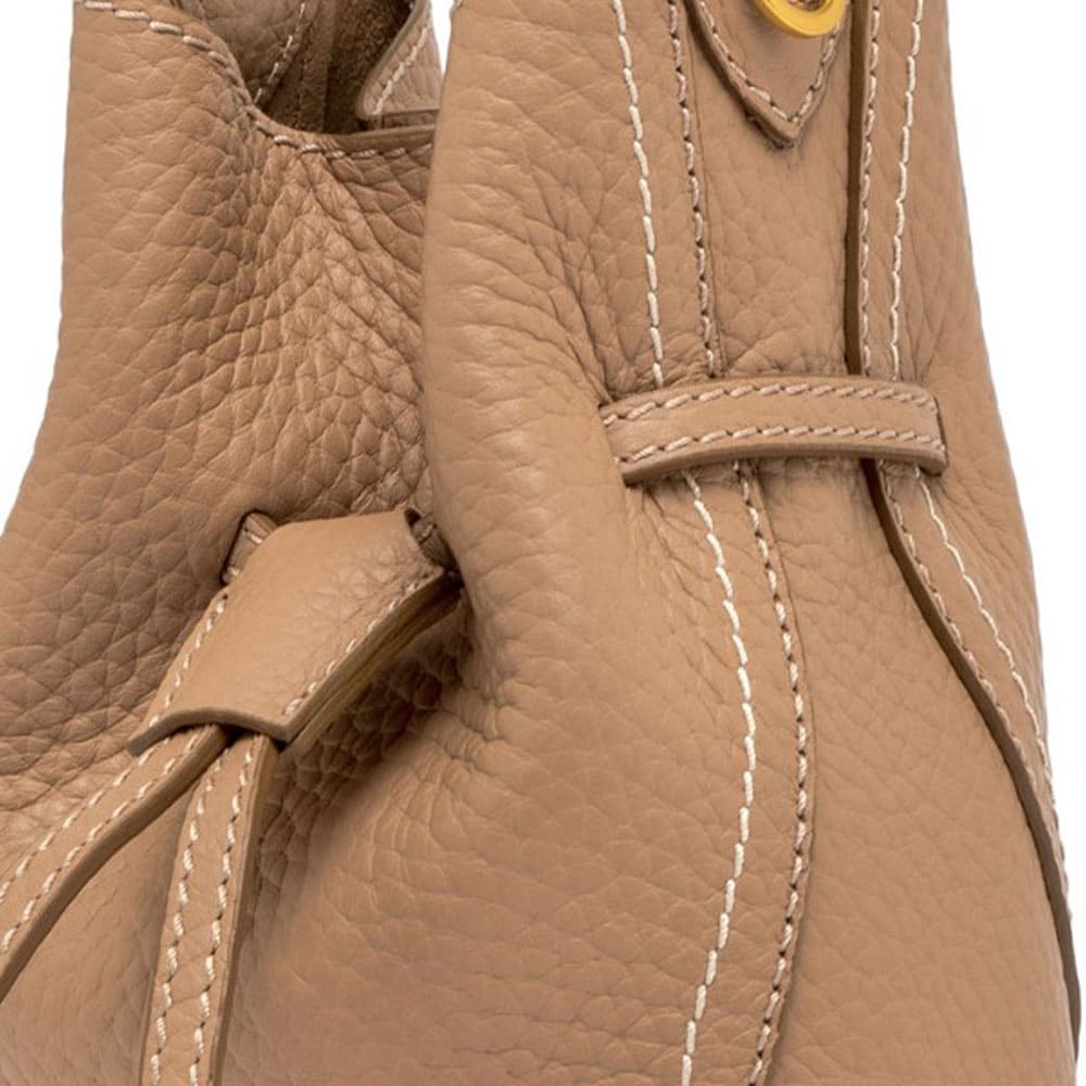 Bolso piel bandolera camel Gianni Chiarini – estilo casual chic foto 4