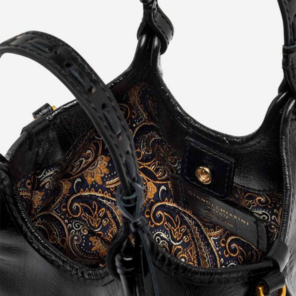 Bolso negro mano y correa piel Gianni Chiarini foto 4