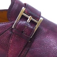 Zapato con hebilla