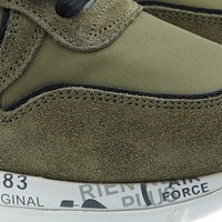 Deportivas de piel