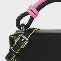 BOLSO CRUZADO CON DOS ASAS