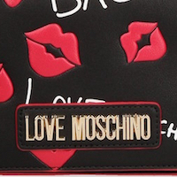 ESTAMPADO DE BESOS