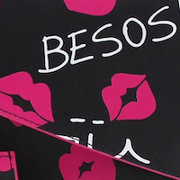 Estampado de besos