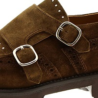 Adorno tachuelas