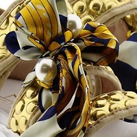 DETALLE PAÑUELO