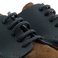 Zapatos con cordones
