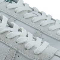 Con cordones
