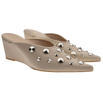 Mules piel tachuelas cuña Zinda 3406