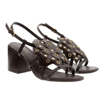 Sandalias marrones tachuelas tacón Arezzo A124630077