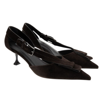 Zapatos tacón kitten ante marrón hebilla Lola Cruz Blair Pump