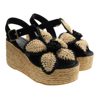Sandalias rafia cuña flor Paloma Barcelo Cruz