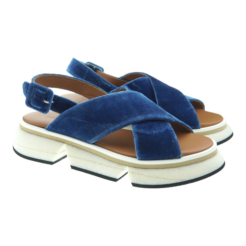 Sandalias terciopelo hebilla plataforma Calce X1709