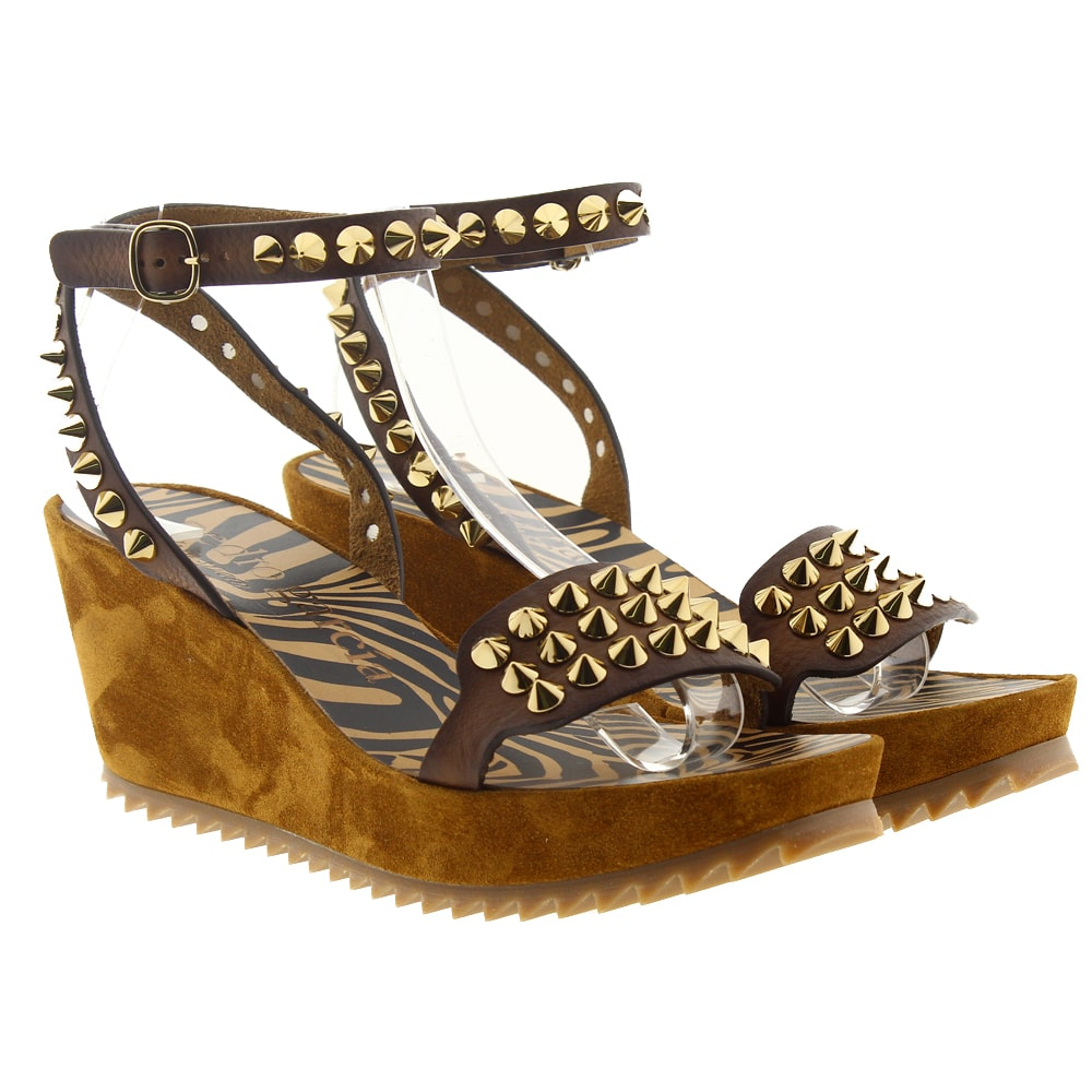 Sandalia cuña tachas Pedro García Felda Cuero