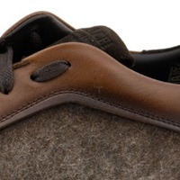 Zapatillas casual hombre marrones de piel Calce | Carrilé foto 5