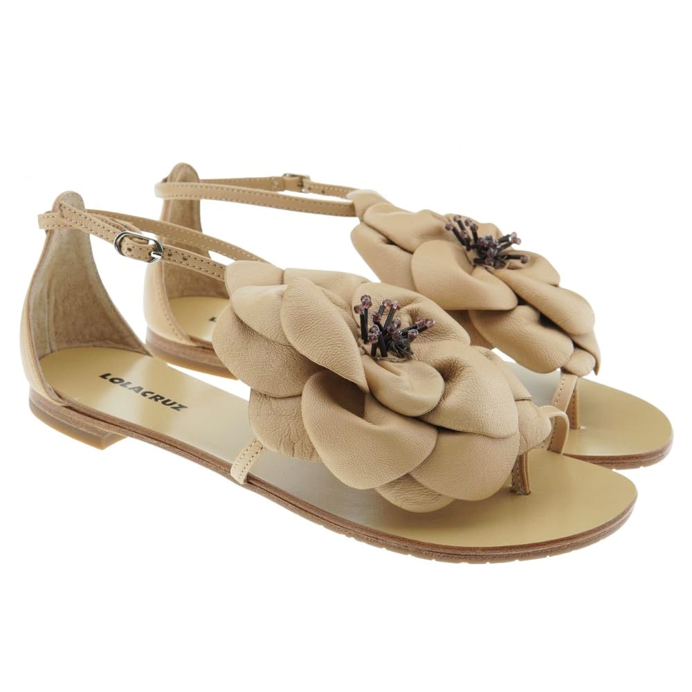 Sandalias planas mujer flores Lola Cruz 040Z14BK