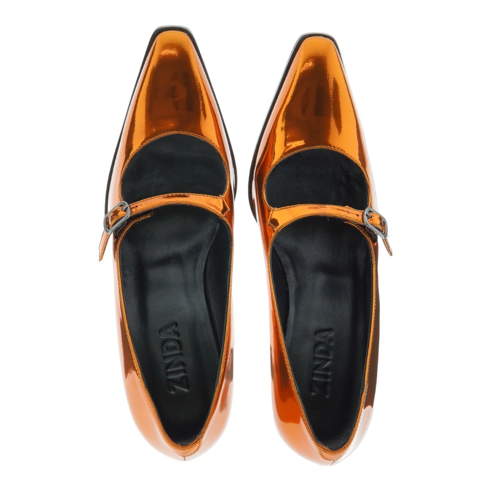 Zapato metalizado tacon bajo y hebilla Zinda 2508 foto 2