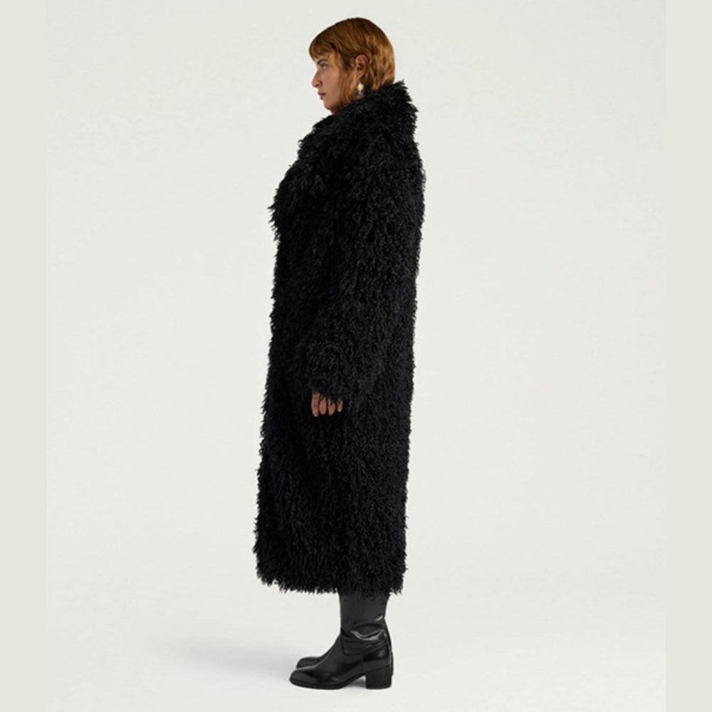 Abrigo pelo negro mujer – Momoni foto 3