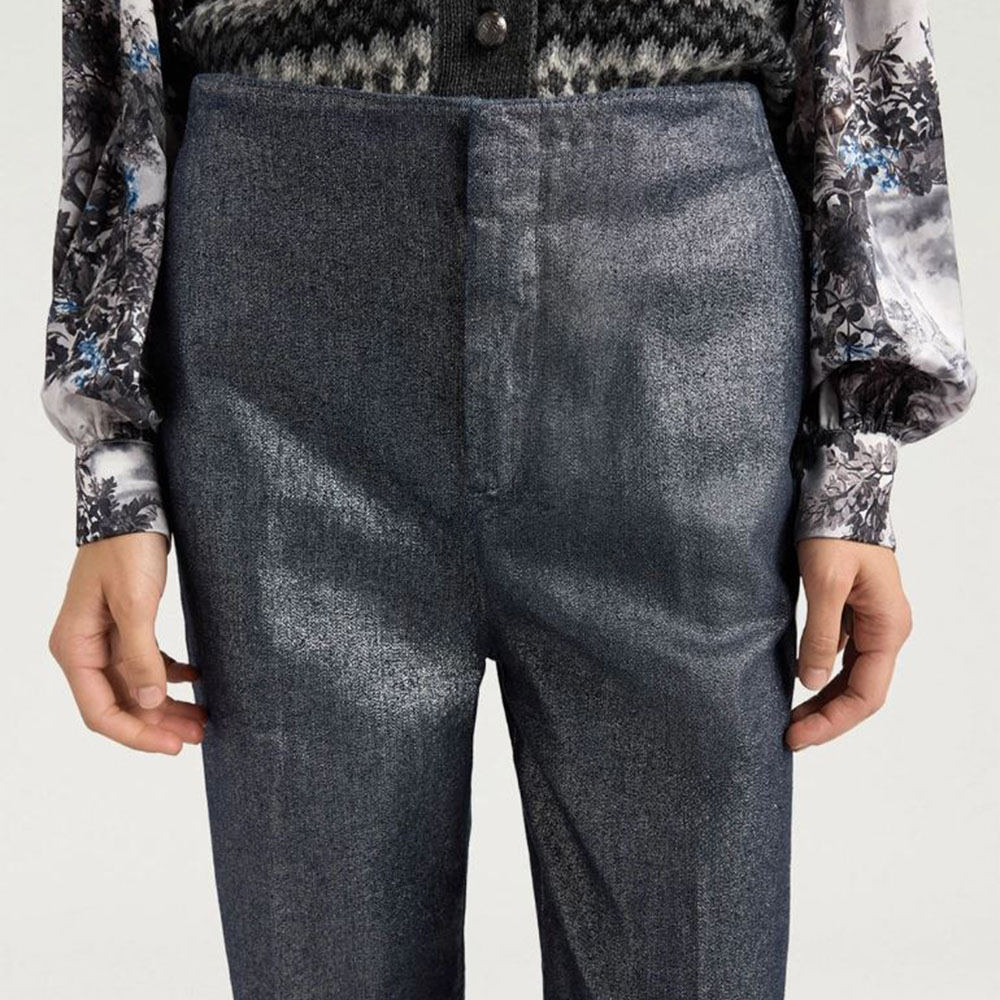 Pantalón mujer azul laminado – Momoni foto 4