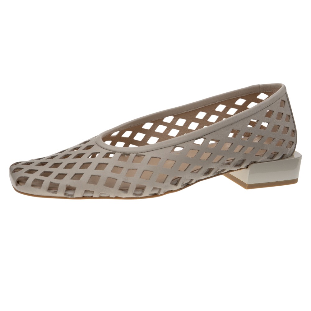 Zapato tacón bajo piel calada beig Zinda | Carrilé foto 3
