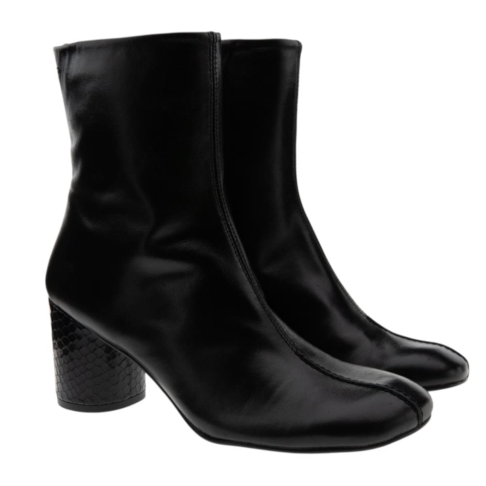 Botines negros tacón serpiente Zinda 3627