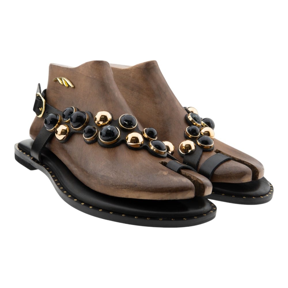 Sandalias griegas mujer esferas doradas y negras Caryatis 62043