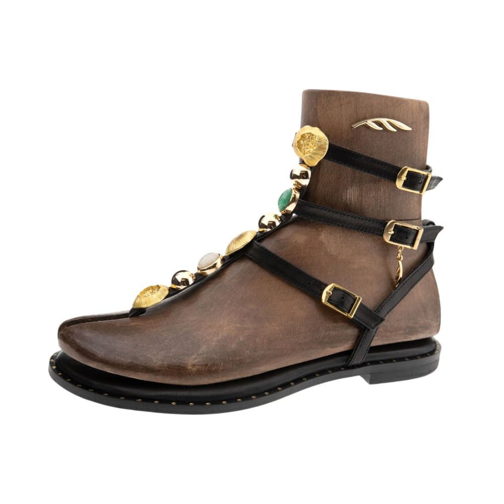 Sandalias romanas negras adornos Caryatis mujer foto 3