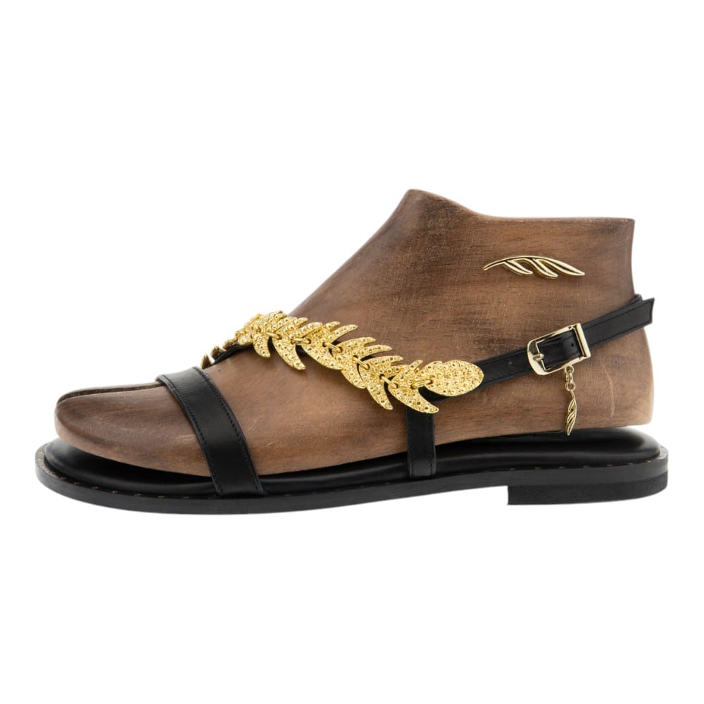Sandalias Romanas Caryatis Detalles Dorados - Gallery Carrile foto 3