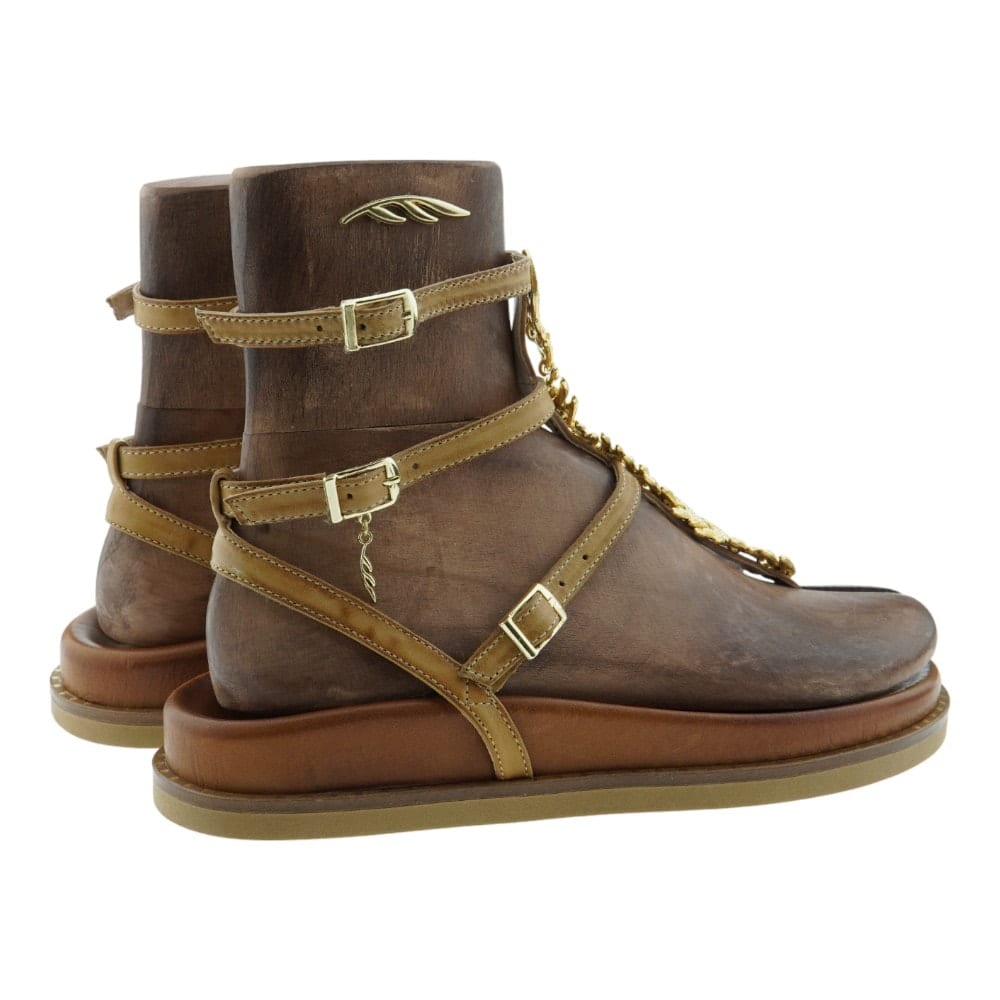 Sandalias Romanas Caryatis de Lujo | Galería Carrile Moda foto 4