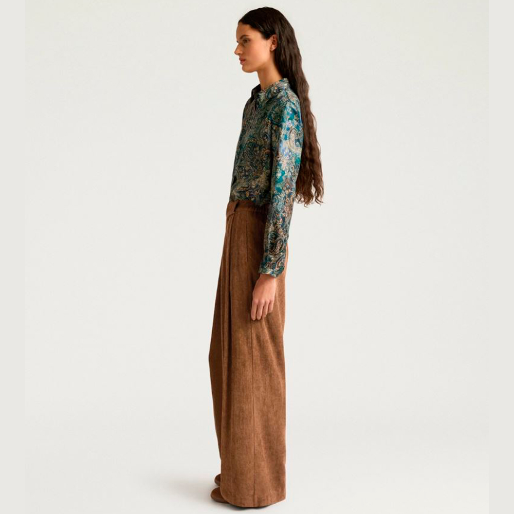 Pantalones mujer terciopelo camel Momoni foto 3