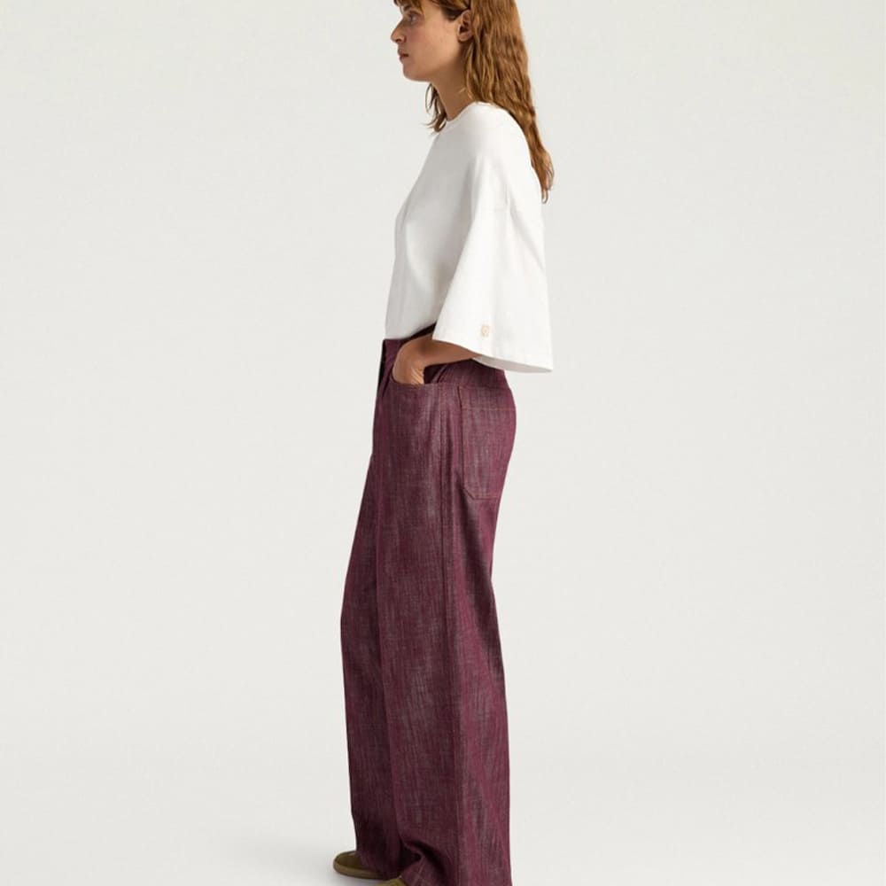 Pantalones pinza denim burdeos Momoni para mujer foto 3