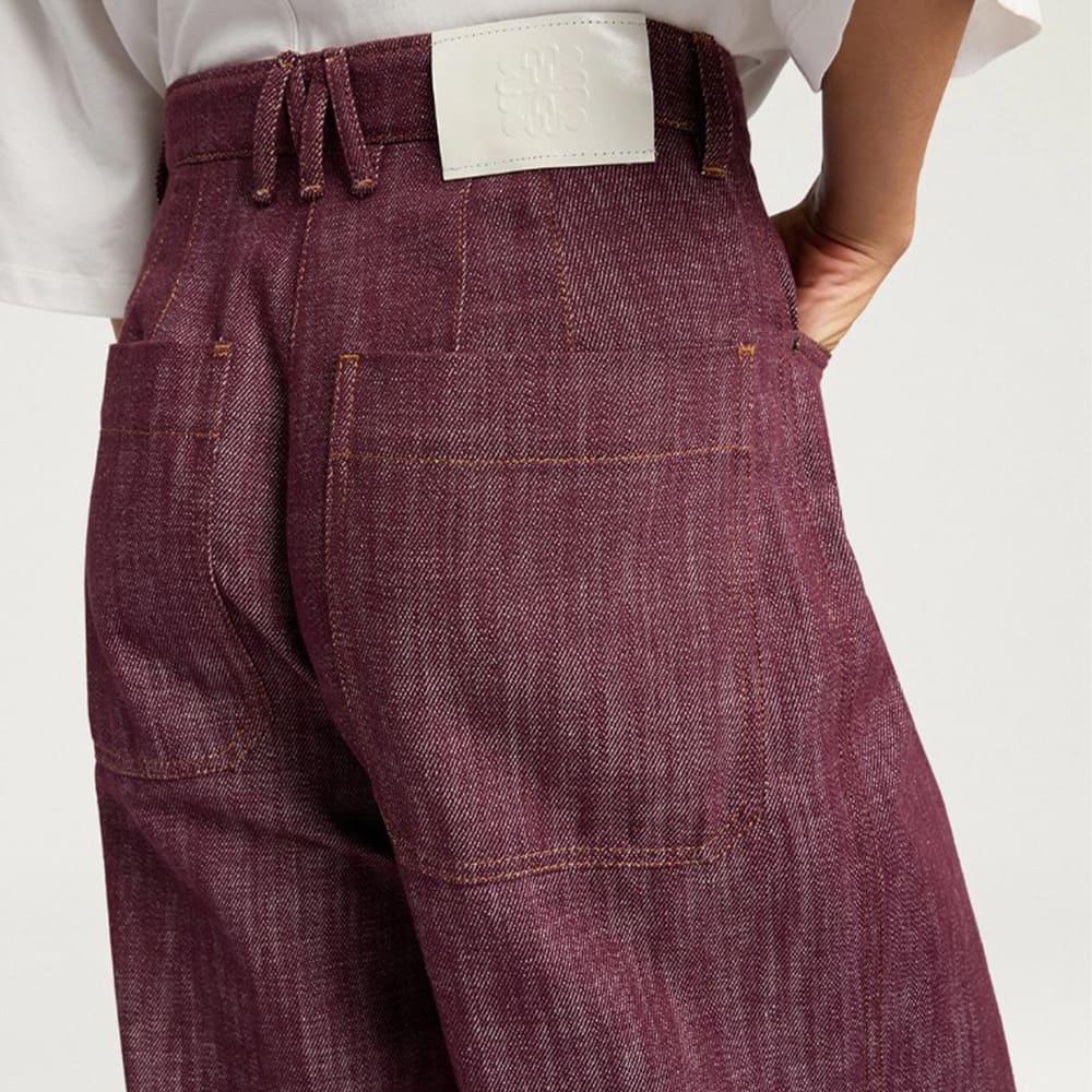 Pantalones pinza denim burdeos Momoni para mujer foto 4