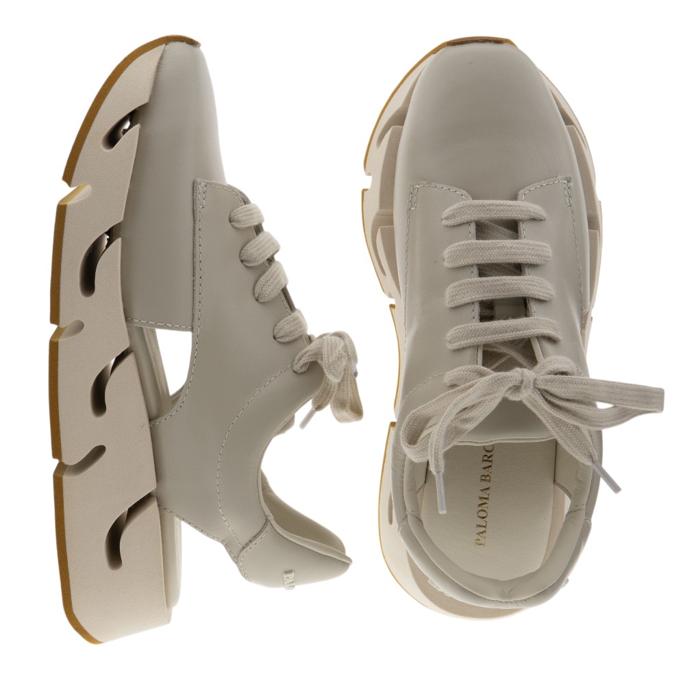 Zapatillas blancas destalonadas mujer Paloma Barceló | Carrilé foto 2