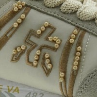 Compra Sneakers Beig Mujer Plataforma Premiata Beth Beige y Dorado | Gallery Carrile foto 7