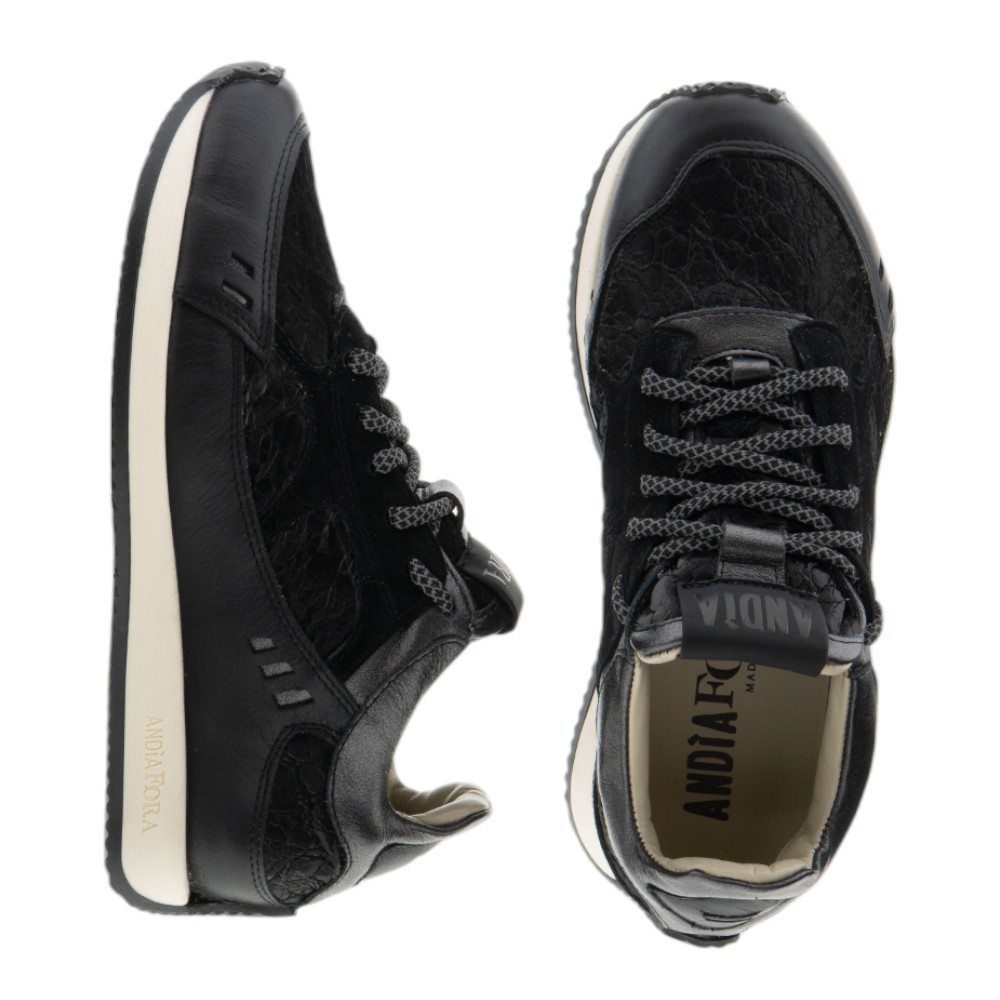Sneakers negras mujer vestir Andia Fora – Estilo elegante y cómodo foto 2