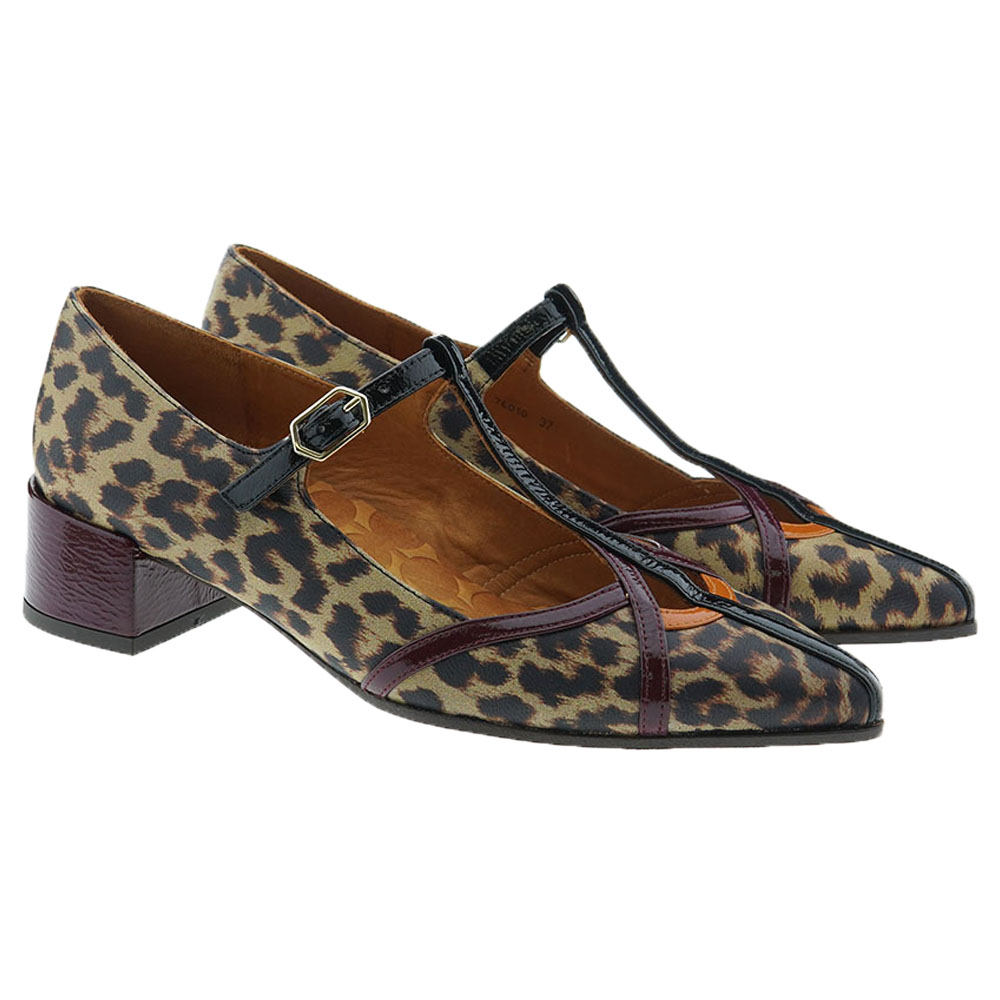 Zapato tacón puntera leopardo Chie Mihara Jadi
