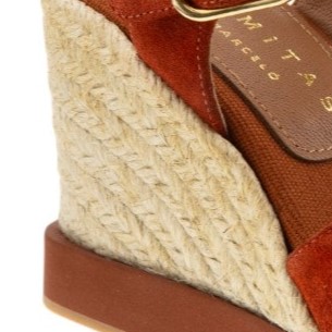 Sandalias Paloma Barceló – Cuña de yute y serraje con estilo boho  foto 7