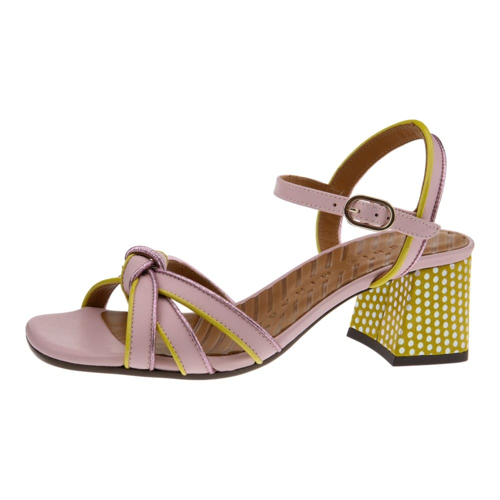 Sandalias rosas tacón medio Chie Mihara | Diseño original foto 3