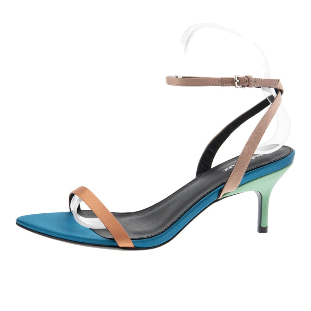 Sandalias fiesta tiras multicolor Lola Cruz foto 3