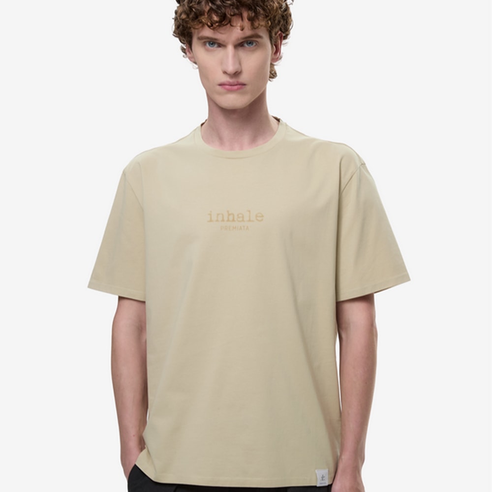 Camiseta Premiata "Inhale Exhale" beige – estilo minimalista y moderno foto 2