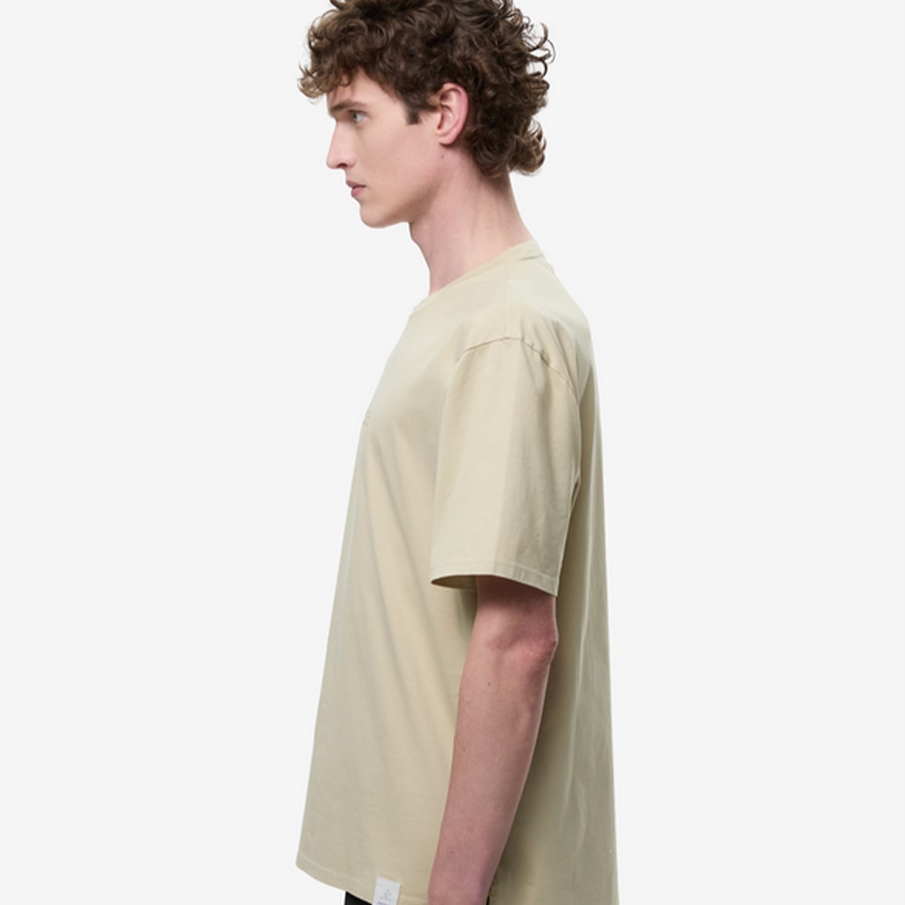 Camiseta Premiata "Inhale Exhale" beige – estilo minimalista y moderno foto 3