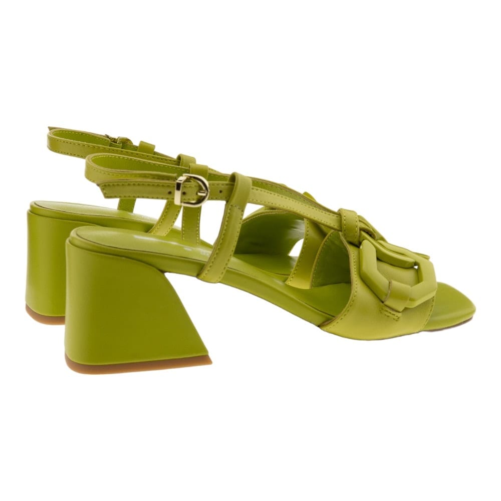 Explora las Sandalias Jeannot Verde Lima | Audacia y Estilo en Gallery Carrile foto 4